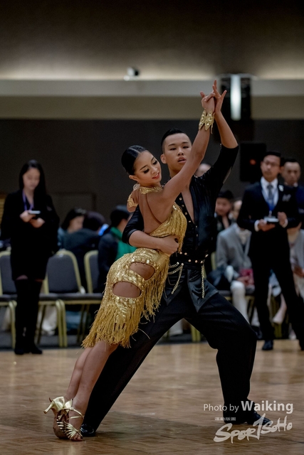 2019-12-25 Dance 0823
