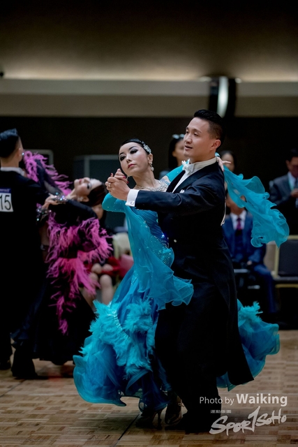 2019-12-25 Dance 1033