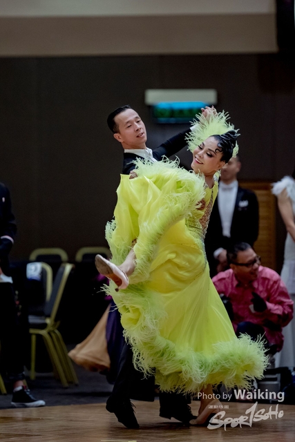 2019-12-25 Dance 1047