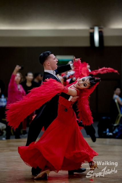 2019-12-25 Dance 1065