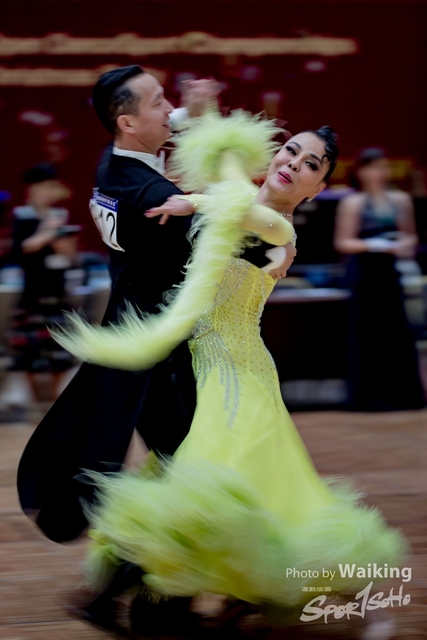 2019-12-25 Dance 1075