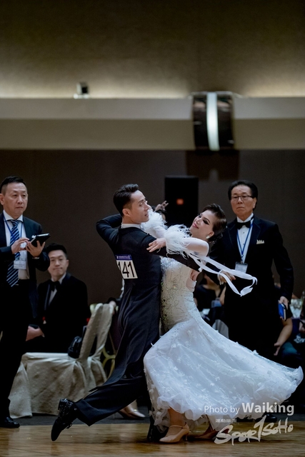 2019-12-25 Dance 1136