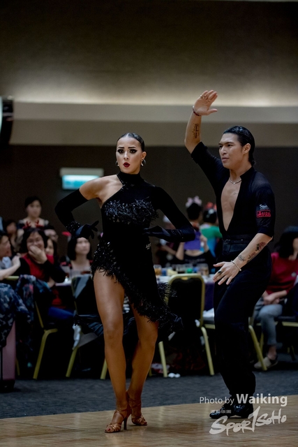 2019-12-25 Dance 1207