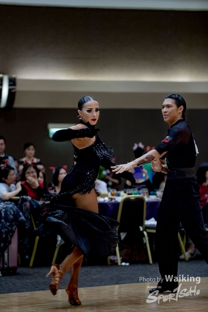 2019-12-25 Dance 1208