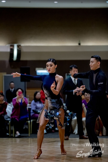 2019-12-25 Dance 1215