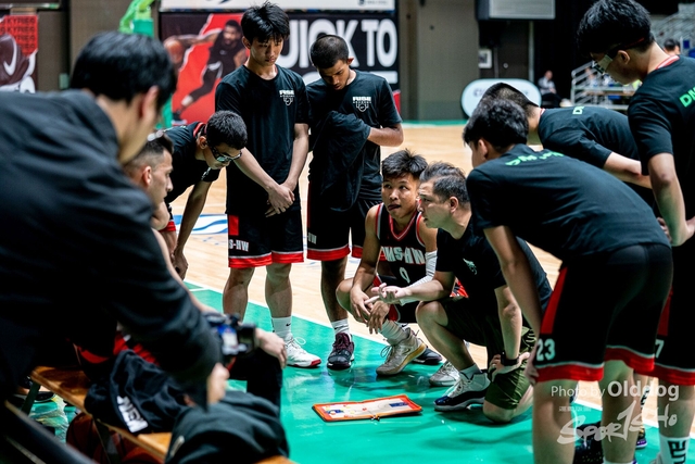 200115Basketball-22