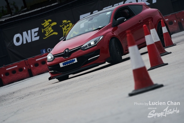 20-04-26_Megane7th_001052