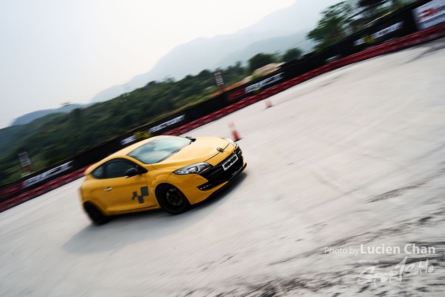 20-04-26_Megane7th_001727
