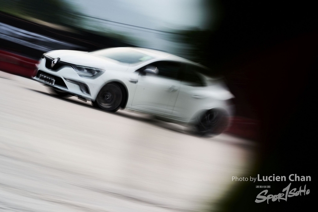 20-04-26_Megane7th_002011