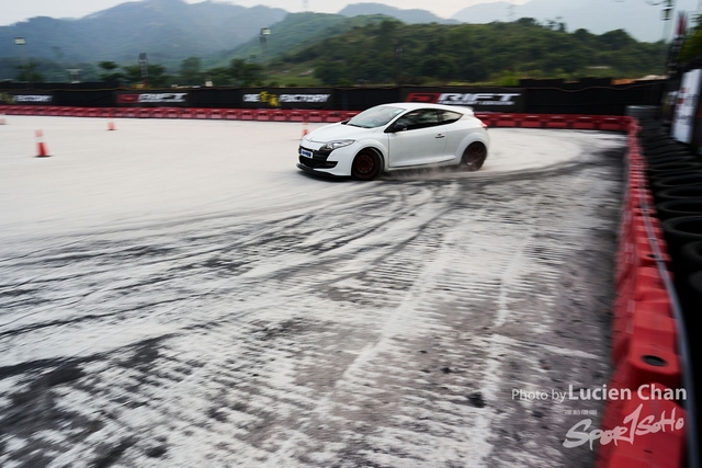 20-04-26_Megane7th_002367