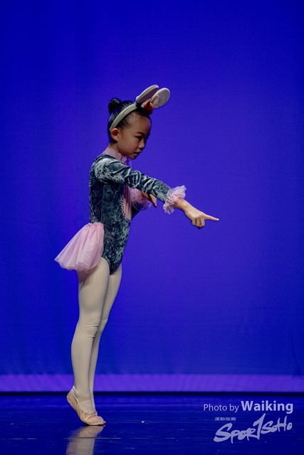 2020-10-18 Solo Dance 0071