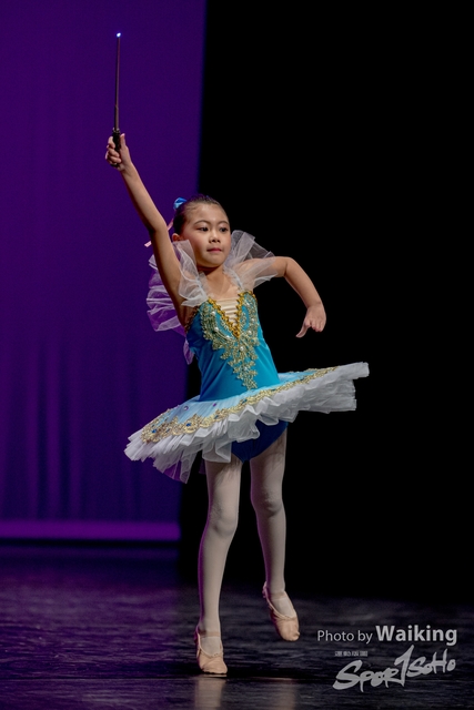 2020-10-18 Solo Dance 0141