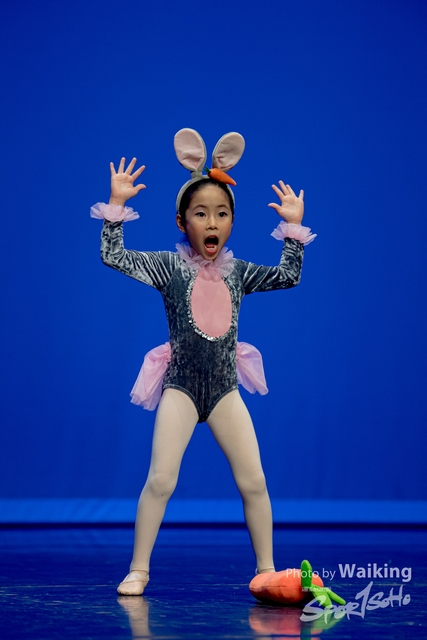 2020-10-18 Solo Dance 0169