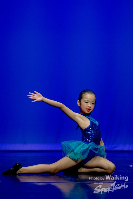 2020-10-18 Solo Dance 1701
