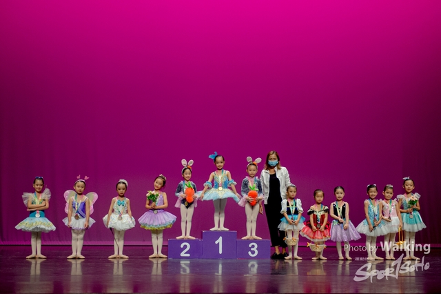 2020-10-18 Solo Dance 0193