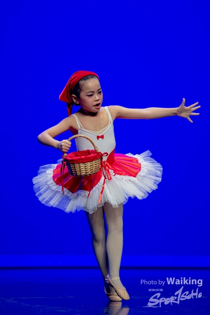 2020-10-18 Solo Dance 0198