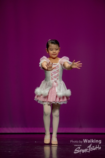 2020-10-18 Solo Dance 0217