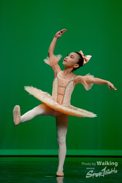 2020-10-18 Solo Dance 0226