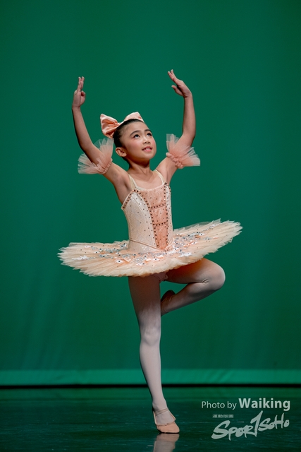 2020-10-18 Solo Dance 0231