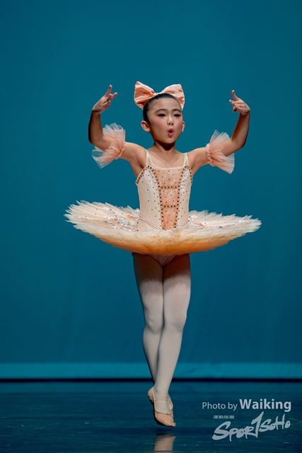 2020-10-18 Solo Dance 0234