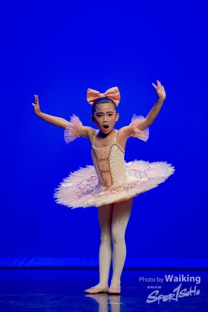 2020-10-18 Solo Dance 0241