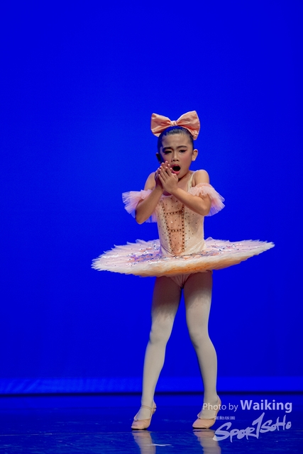 2020-10-18 Solo Dance 0242