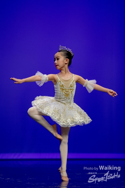 2020-10-18 Solo Dance 0252