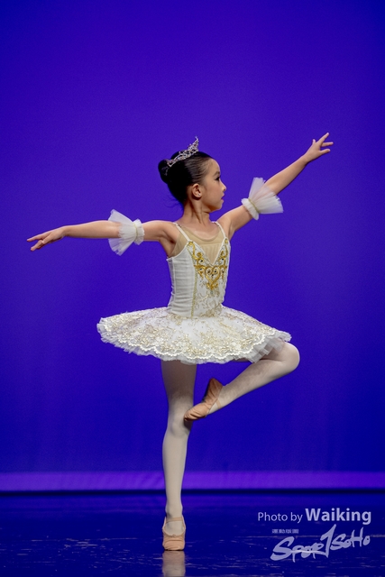 2020-10-18 Solo Dance 0253