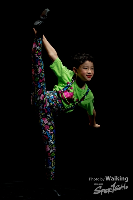 2020-10-18 Solo Dance 1774