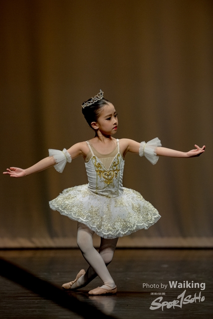 2020-10-18 Solo Dance 0263