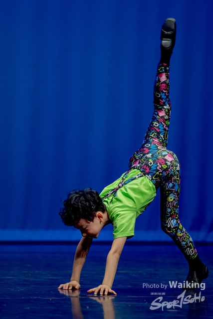 2020-10-18 Solo Dance 1782