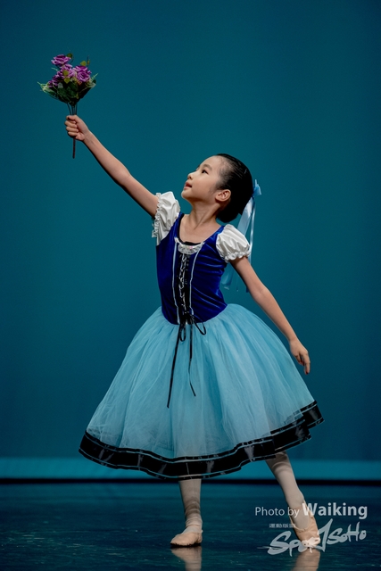 2020-10-18 Solo Dance 0267
