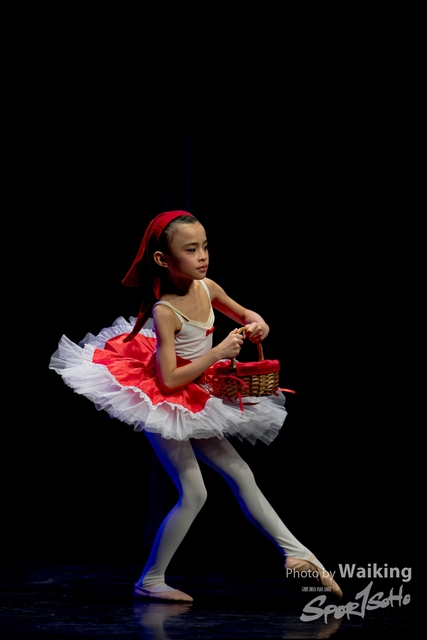 2020-10-18 Solo Dance 0273