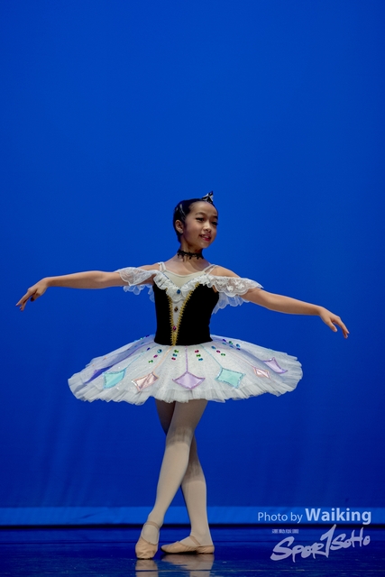 2020-10-18 Solo Dance 0285