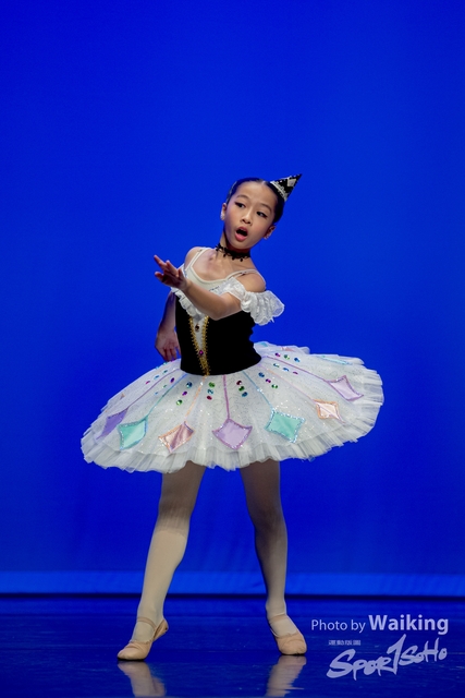 2020-10-18 Solo Dance 0293