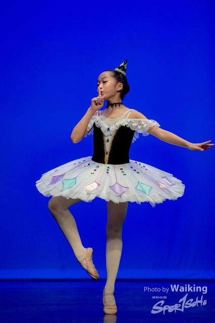 2020-10-18 Solo Dance 0295