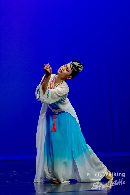 2020-10-18 Solo Dance 0973