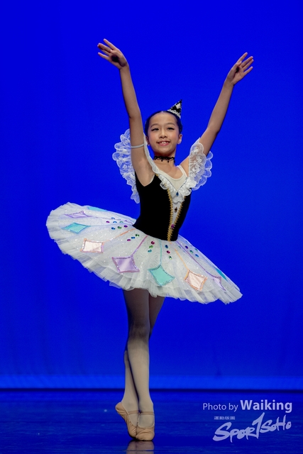 2020-10-18 Solo Dance 0296