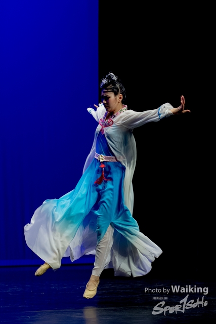 2020-10-18 Solo Dance 0976