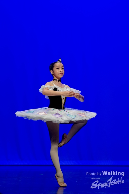 2020-10-18 Solo Dance 0301