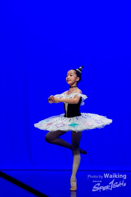 2020-10-18 Solo Dance 0302