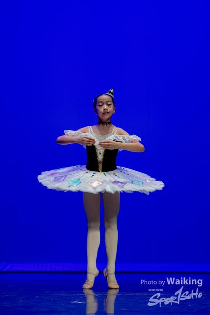 2020-10-18 Solo Dance 0309