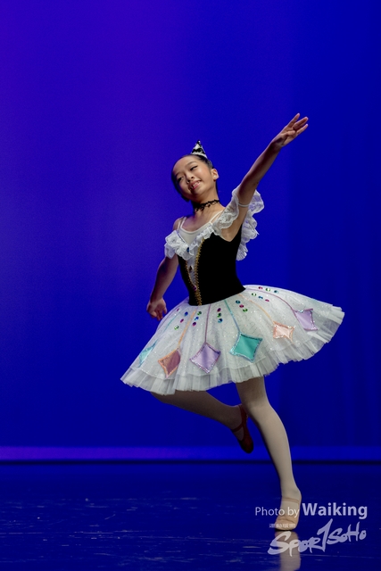 2020-10-18 Solo Dance 0314