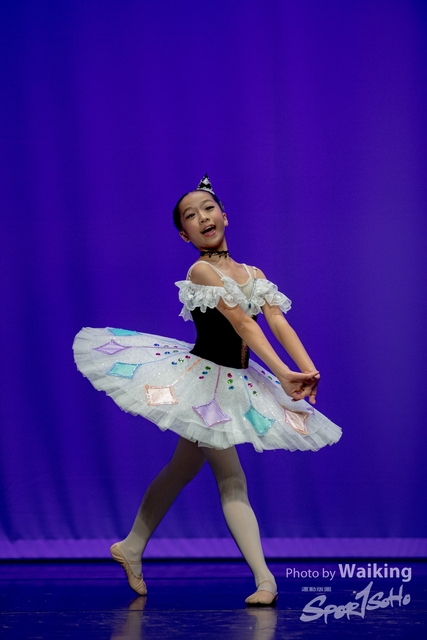 2020-10-18 Solo Dance 0315