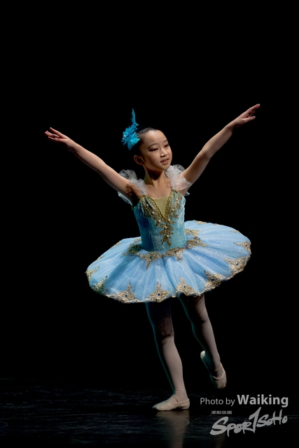 2020-10-18 Solo Dance 0328