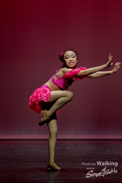 2020-10-18 Solo Dance 1844
