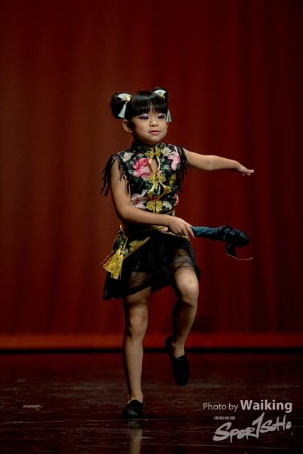2020-10-18 Solo Dance 1871