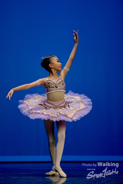 2020-10-18 Solo Dance 0358