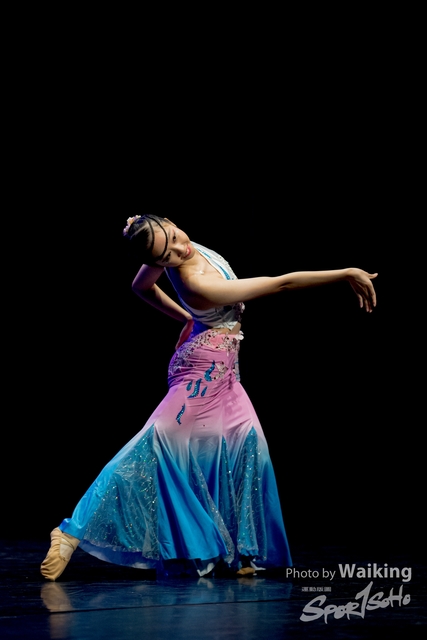 2020-10-18 Solo Dance 1070