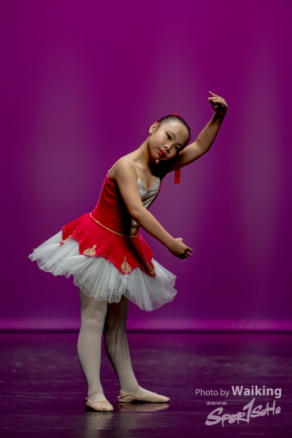 2020-10-18 Solo Dance 0416